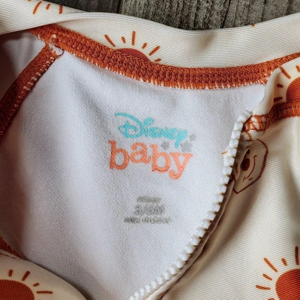 Disney Winnie the Pooh Baby Boys Infant Rash Guard Swimsuit Size 3/6 Months EUC